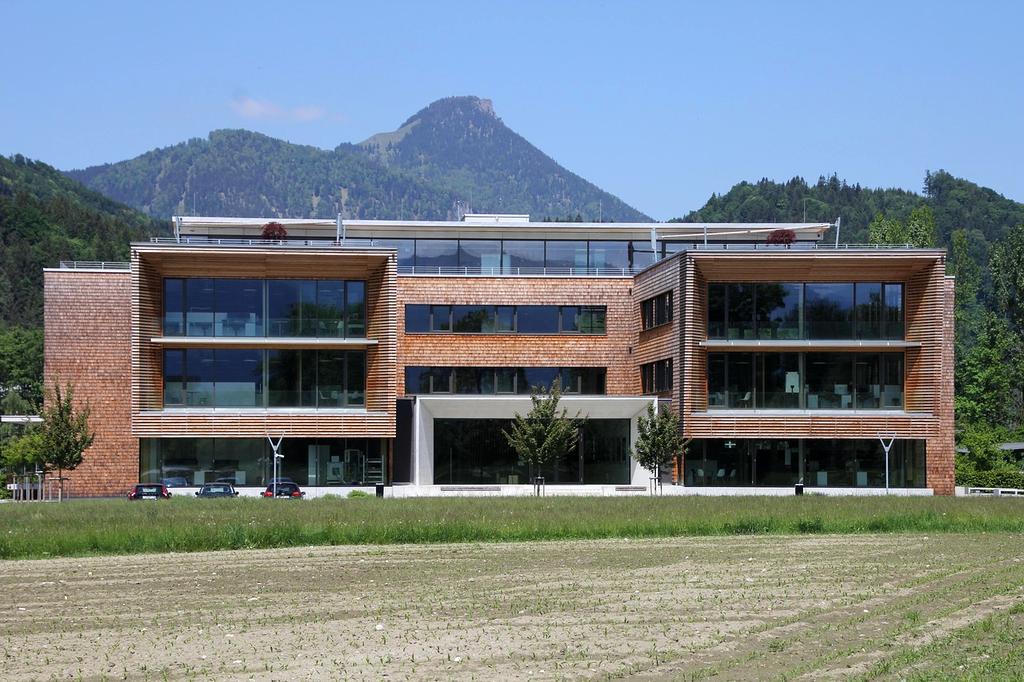 Ticari bina ve ofis mimarisi tasarımı